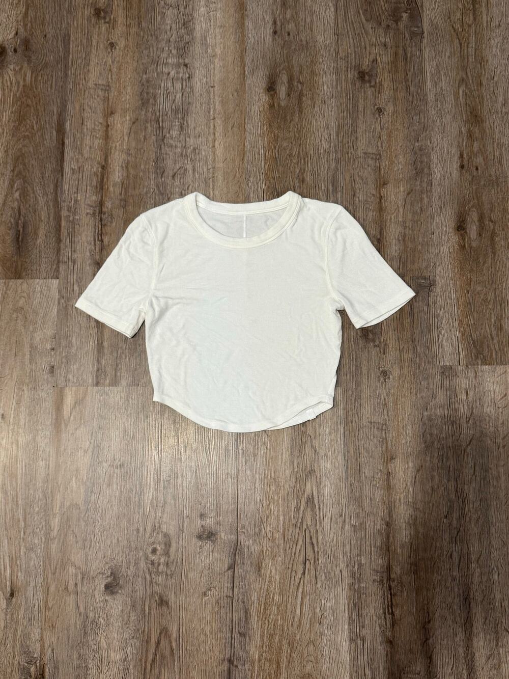 Lululemon Women’s Hold Tight Cropped T-Shirt Size 2